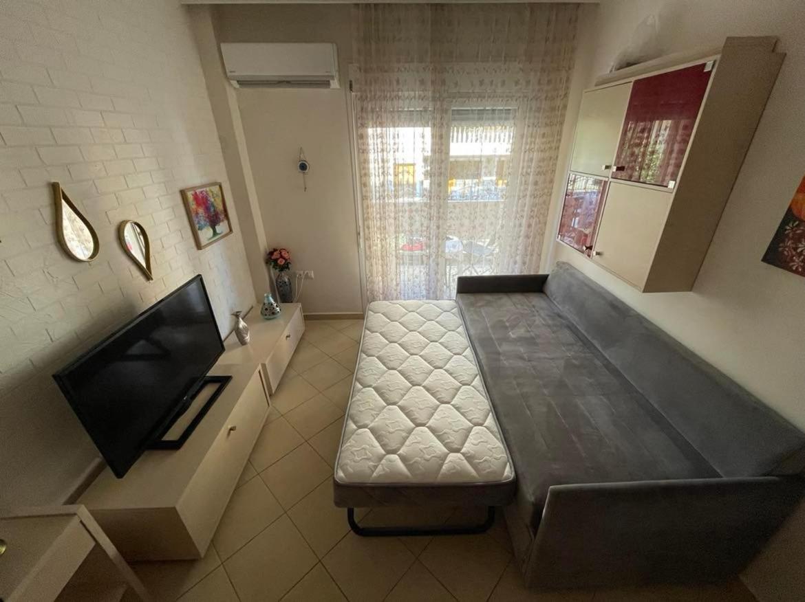 Néa Péramos Brick Apartment מראה חיצוני תמונה