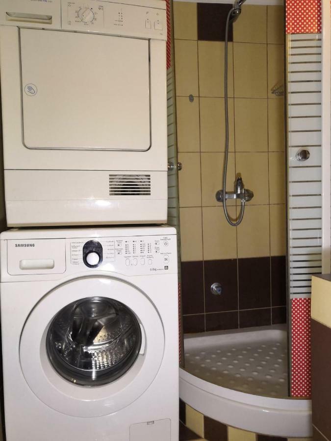 Néa Péramos Brick Apartment מראה חיצוני תמונה